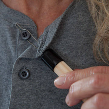 Wooden Handle Button Hook Zipper